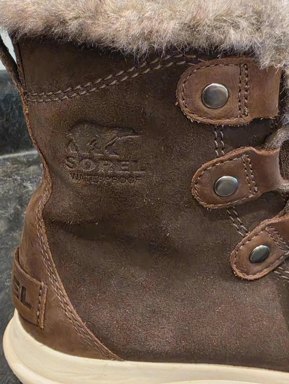 Sorel Women’s Explorer Joan Faux-Fur Lace-Up Winter Boot Size 6